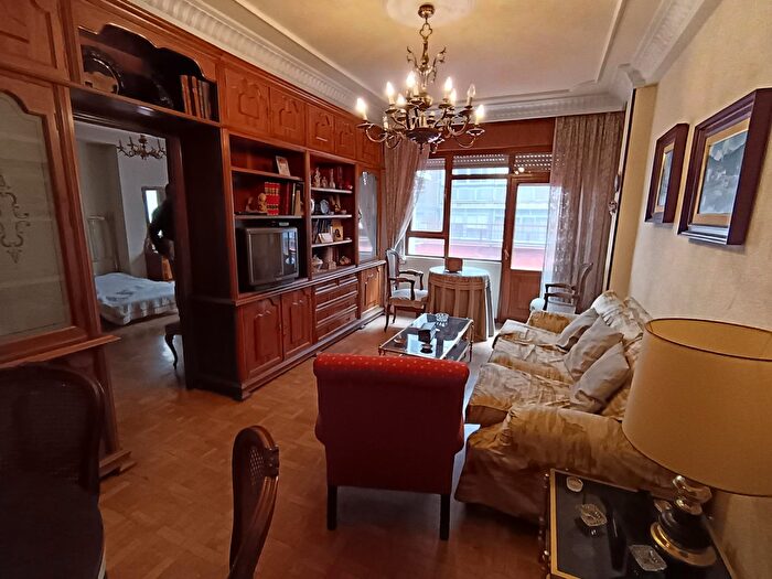 Casas en venta y pisos alquiler - 2
