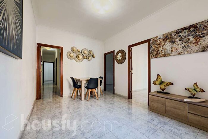 Piso en venta en Eixample, Sagrada Família de 3 habitaciones