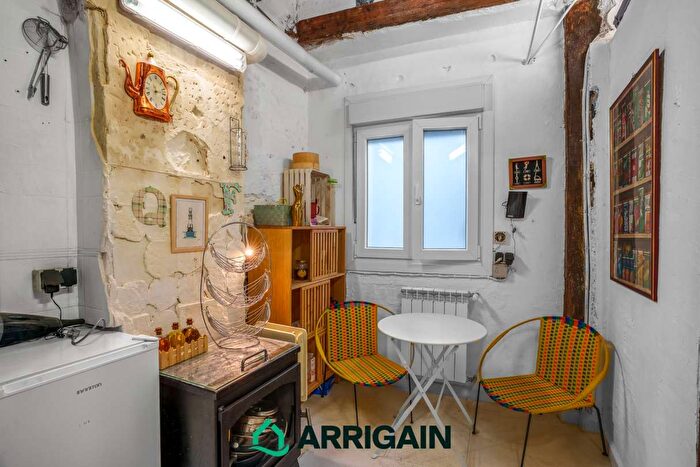 Casas en venta y pisos alquiler - 1