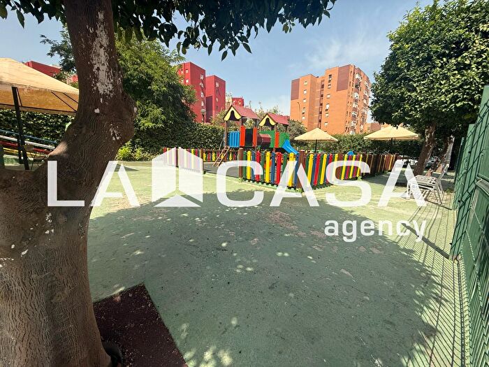 Piso en venta en Centro, Montequinto de 4 habitaciones