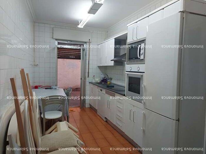 Casas en venta y pisos alquiler - 3