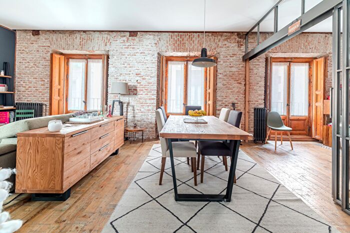 Casas en venta y pisos alquiler - 3