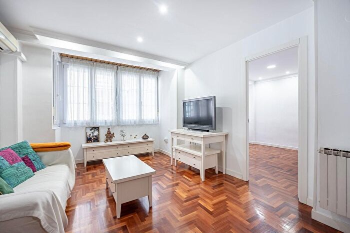 Piso en venta en Beiro, Pajaritos de 5 habitaciones