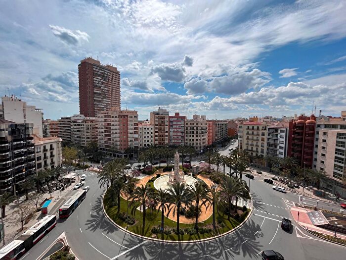 Casas en venta y pisos alquiler - 1
