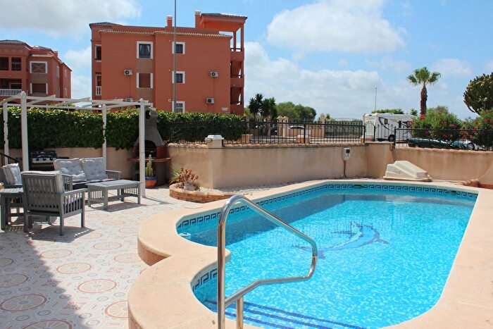 Piso en venta en Orihuela Costa, La Zenia de 2 habitaciones