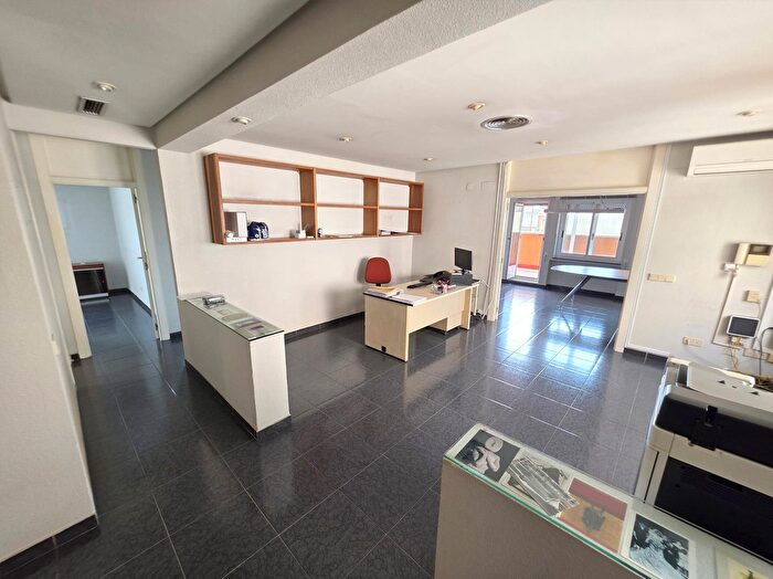 Piso en venta en Centro, Hospital Plaza del Real de 5 habitaciones