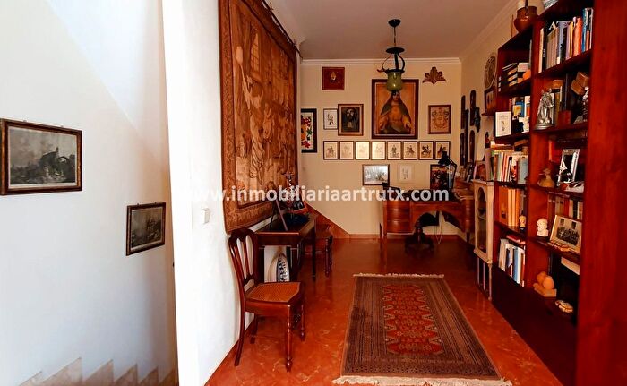 Casas en venta y pisos alquiler - 3