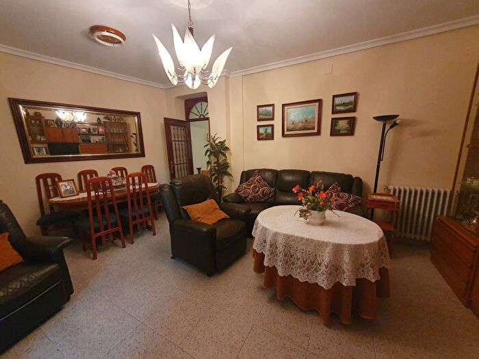 Casa en venta en Centro, Puertollano de 5 habitaciones
