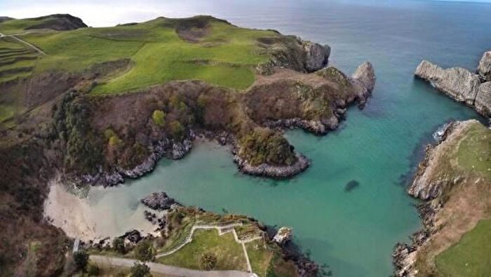 Casa en venta en Val de San Vicente, Cantabria