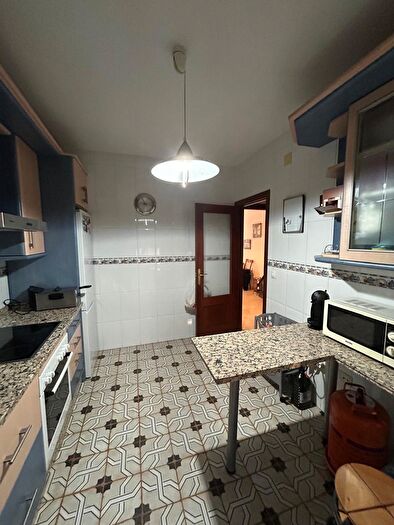 Casas en venta y pisos alquiler - 2