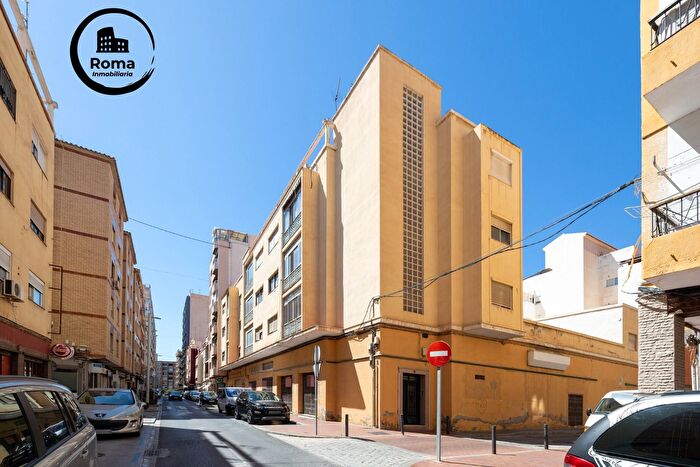 Piso en venta en Motril ciudad, Motril de 4 habitaciones