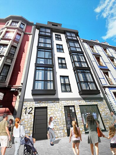 Casas en venta y pisos alquiler - 1