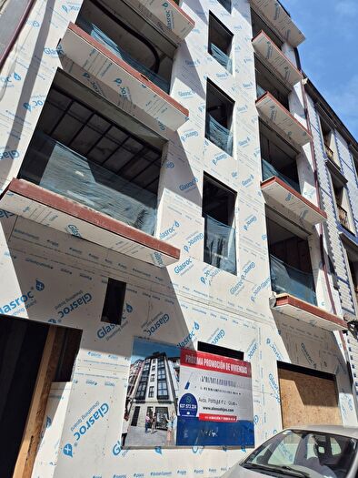 Casas en venta y pisos alquiler - 2