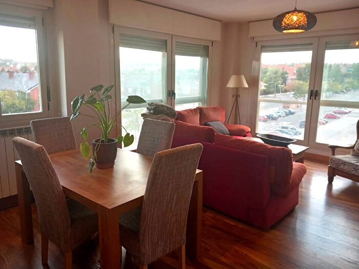 Casas en venta y pisos alquiler - 1