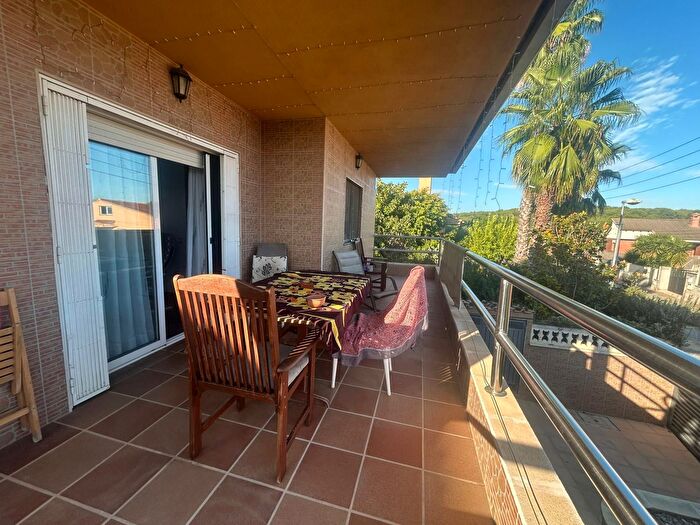 Casa en venta en Creixell, Tarragona de 3 habitaciones