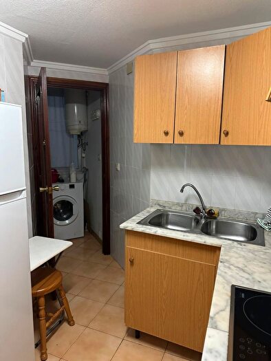 Casas en venta y pisos alquiler - 2
