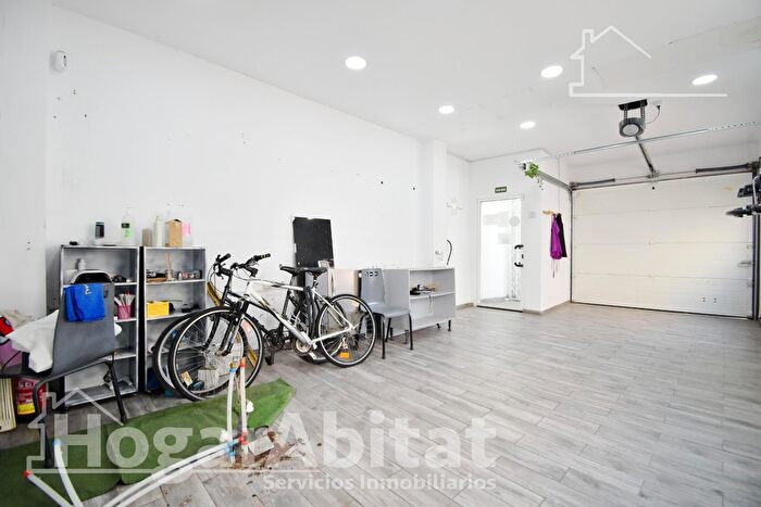 Casas en venta y pisos alquiler - 2