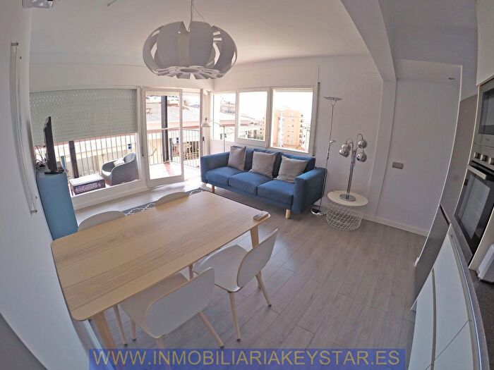Casas en venta y pisos alquiler - 1