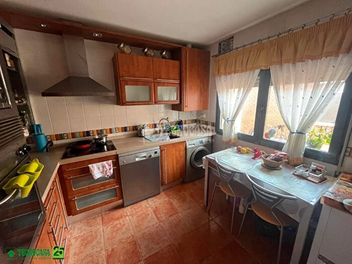 Casas en venta y pisos alquiler - 2