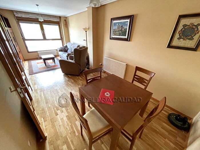 Casas en venta y pisos alquiler - 1