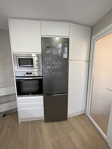 Casas en venta y pisos alquiler - 2