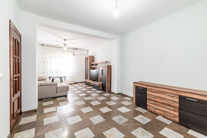 Casa en venta en Peligros, Granada de 3 habitaciones