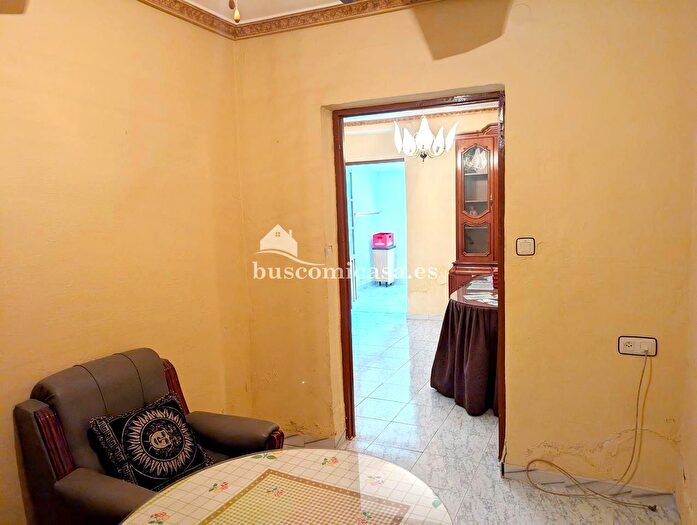 Casas en venta y pisos alquiler - 2