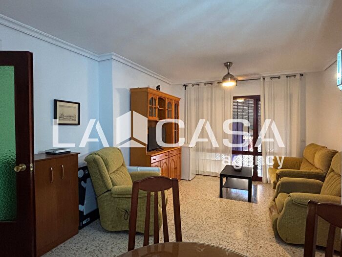 Casas en venta y pisos alquiler - 1