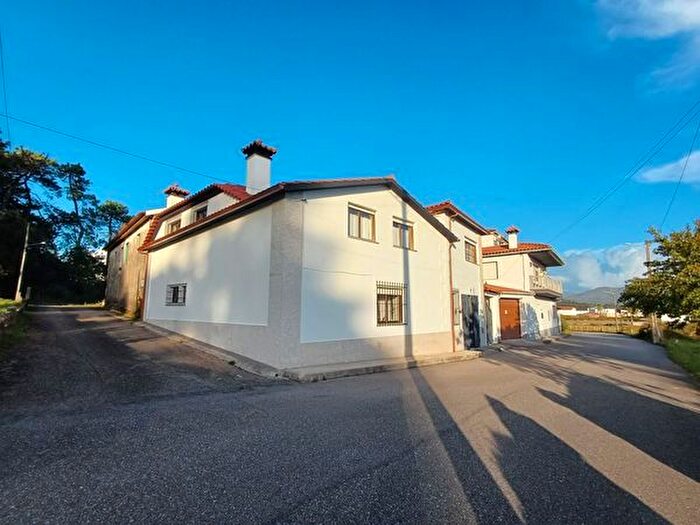 Casa en venta en A Guarda, Pontevedra de 5 habitaciones