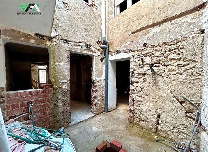 Casas en venta y pisos alquiler - 2