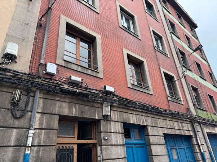 Casas en venta y pisos alquiler - 2