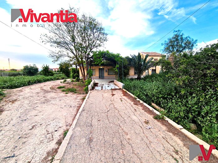 Casas en venta y pisos alquiler - 2