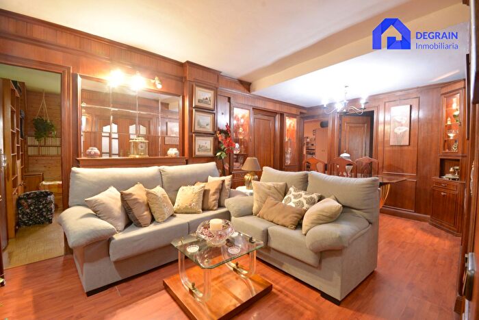 Casas en venta y pisos alquiler - 1