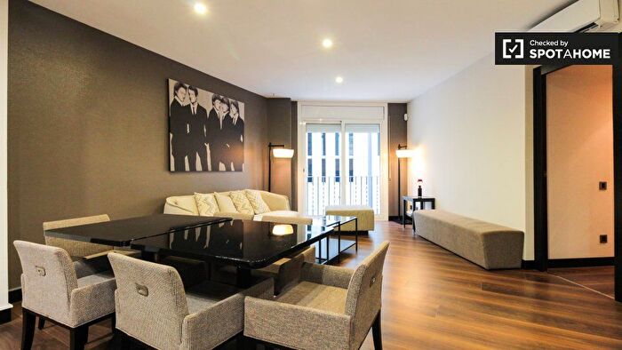 Piso en alquiler en Ciutat Vella, Barri Gòtic de 4 habitaciones