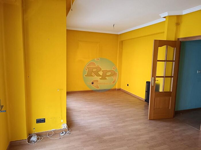 Piso en venta en Centro, Ponferrada de 3 habitaciones