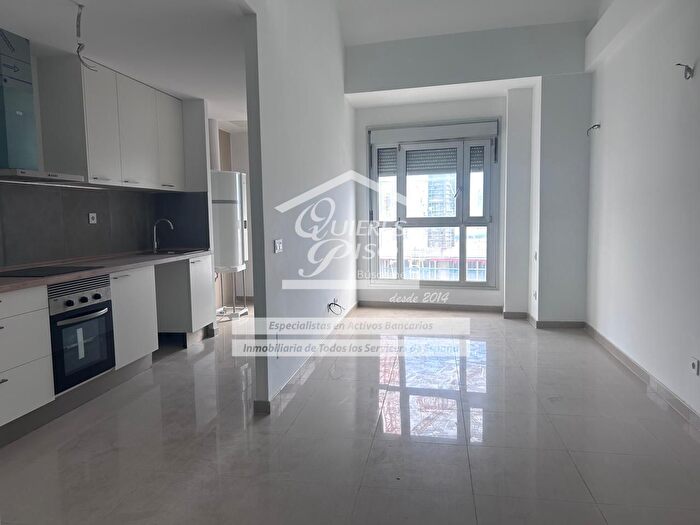 Casas en venta y pisos alquiler - 1