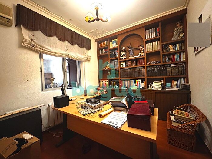 Casas en venta y pisos alquiler - 2