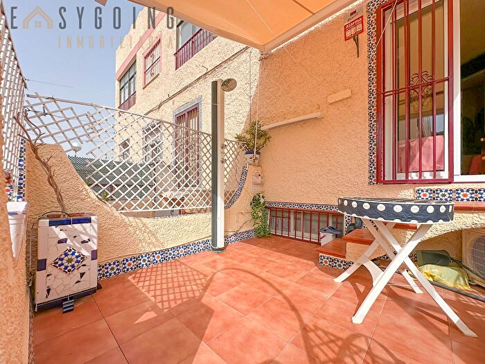 Casas en venta y pisos alquiler - 1