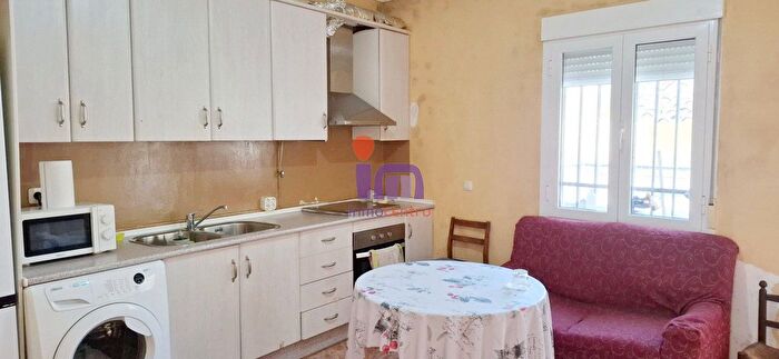 Casas en venta y pisos alquiler - 2