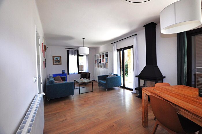 Casa en venta en Sant Pere Pescador, Girona de 4 habitaciones