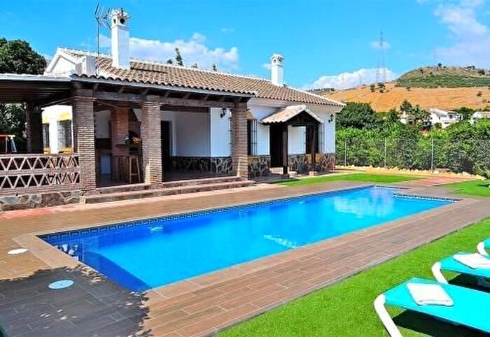 Casa en alquiler en Álora, Málaga de 3 habitaciones