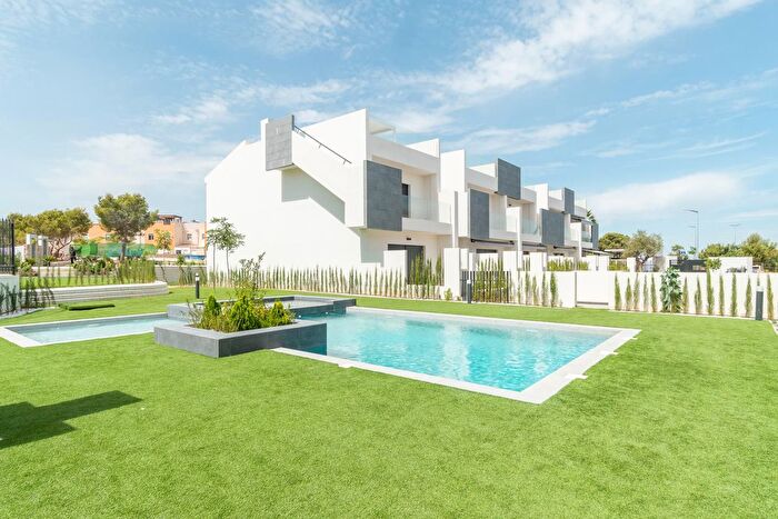 Casas en venta y pisos alquiler - 1