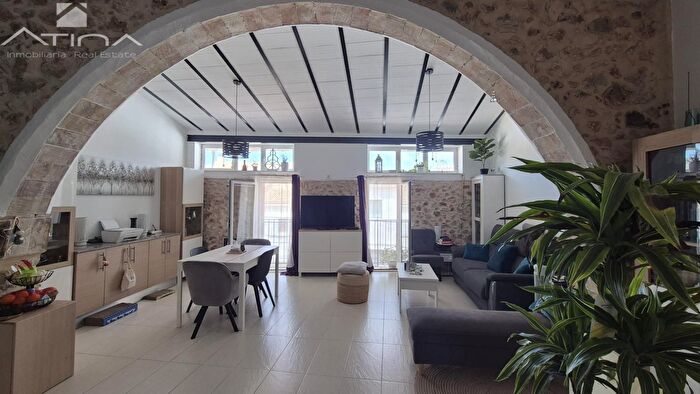 Casas en venta y pisos alquiler - 3