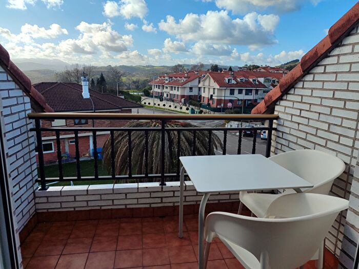Casas en venta y pisos alquiler - 1