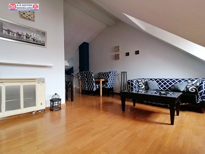 Casas en venta y pisos alquiler - 1