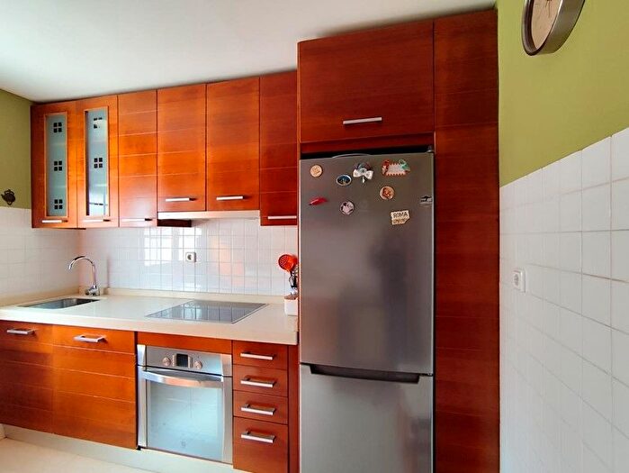 Casas en venta y pisos alquiler - 2