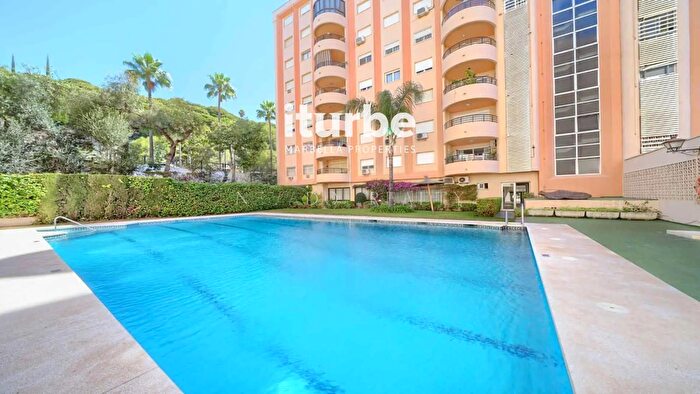 Piso en alquiler en Marbella Centro, Ricardo Soriano de 2 habitaciones