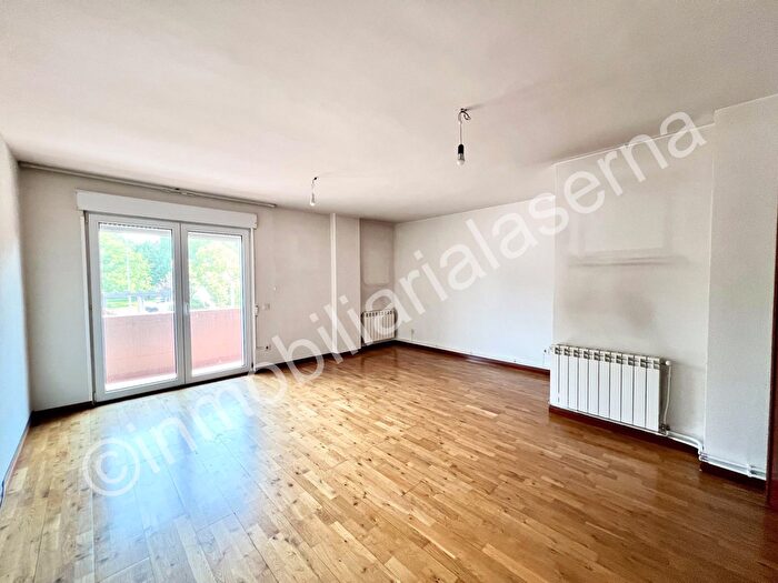 Casas en venta y pisos alquiler - 2