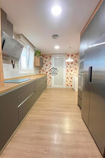 Casas en venta y pisos alquiler - 1