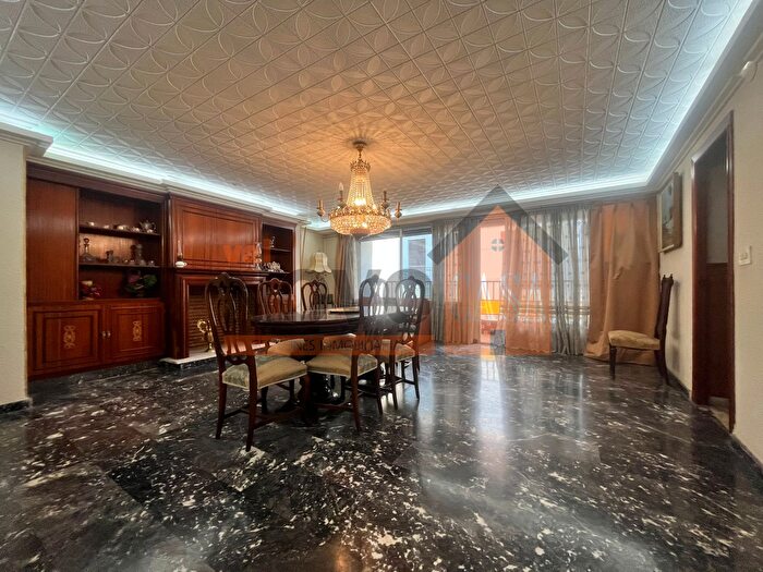 Piso en venta en Silla, Valencia de 5 habitaciones